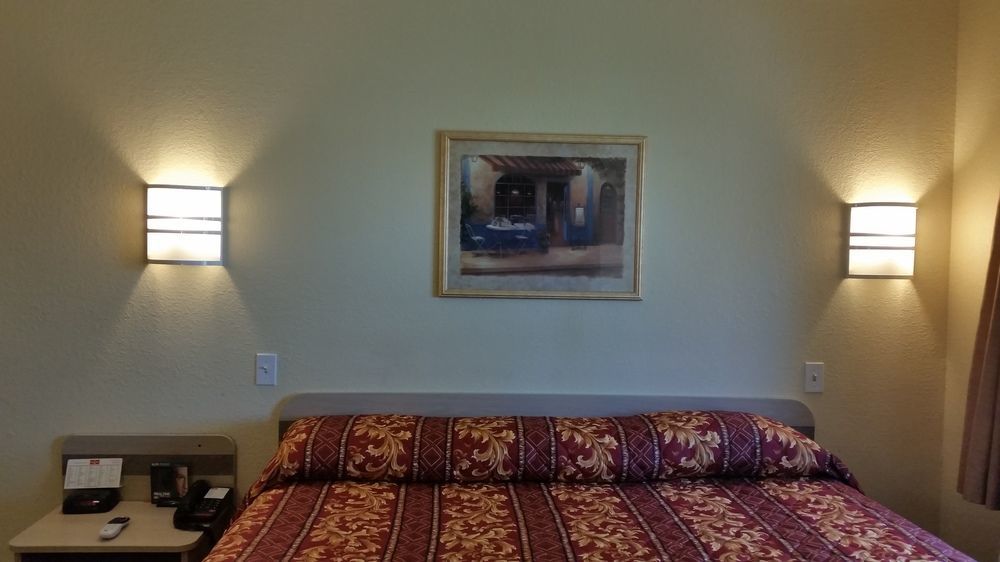 Motel 6 Humble, Tx - Houston International Airport Buitenkant foto