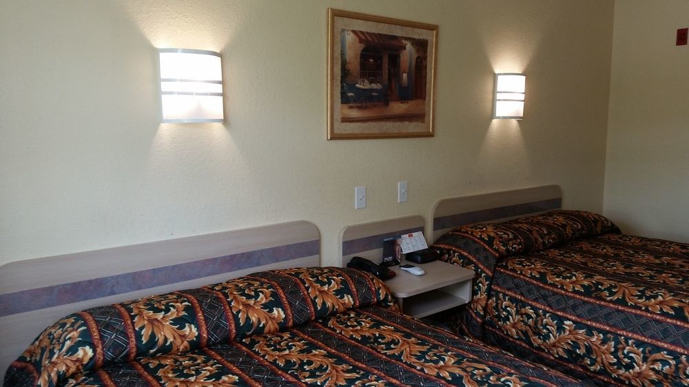 Motel 6 Humble, Tx - Houston International Airport Buitenkant foto